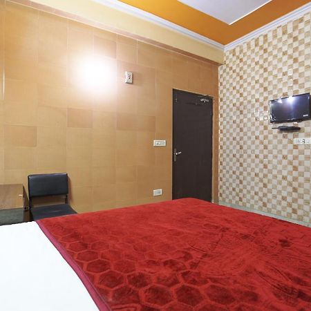 Spot On 43436 Hotel Mannat Spot Moradabad Exteriör bild