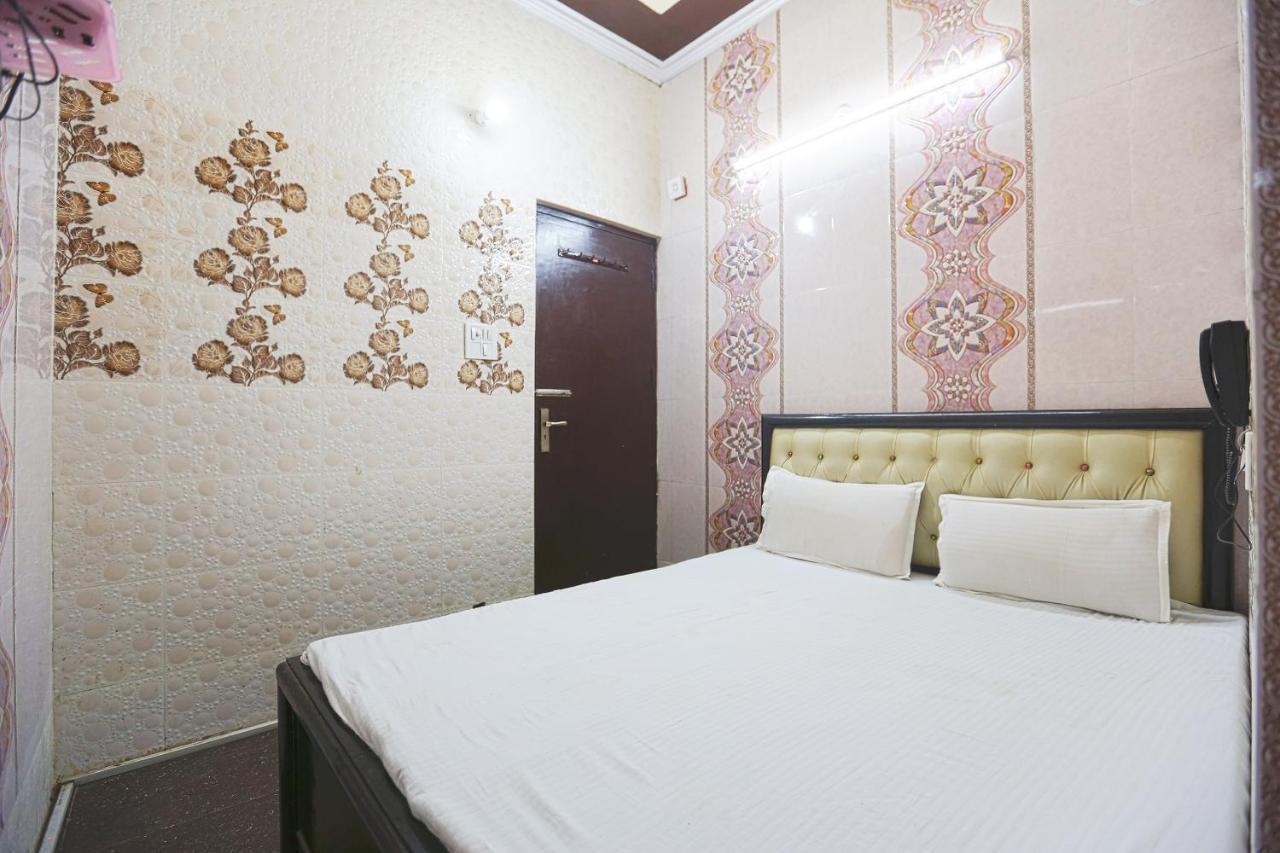 Spot On 43436 Hotel Mannat Spot Moradabad Exteriör bild
