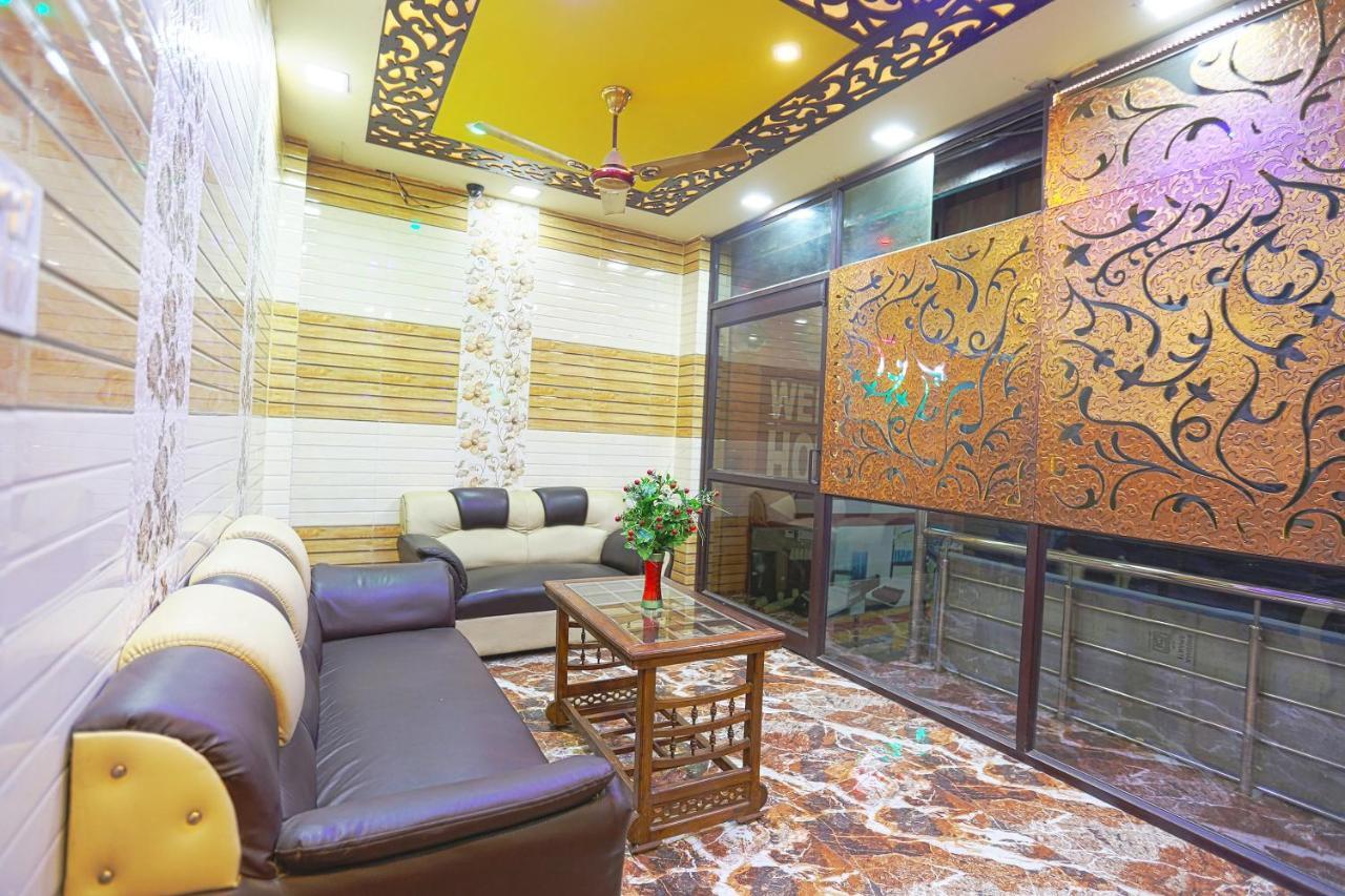 Spot On 43436 Hotel Mannat Spot Moradabad Exteriör bild